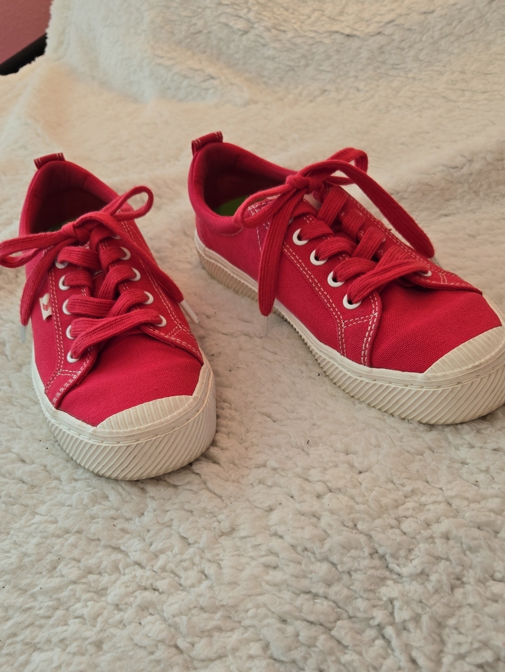 Cariuma Hot Pink Canvas Sneakers with White Trim